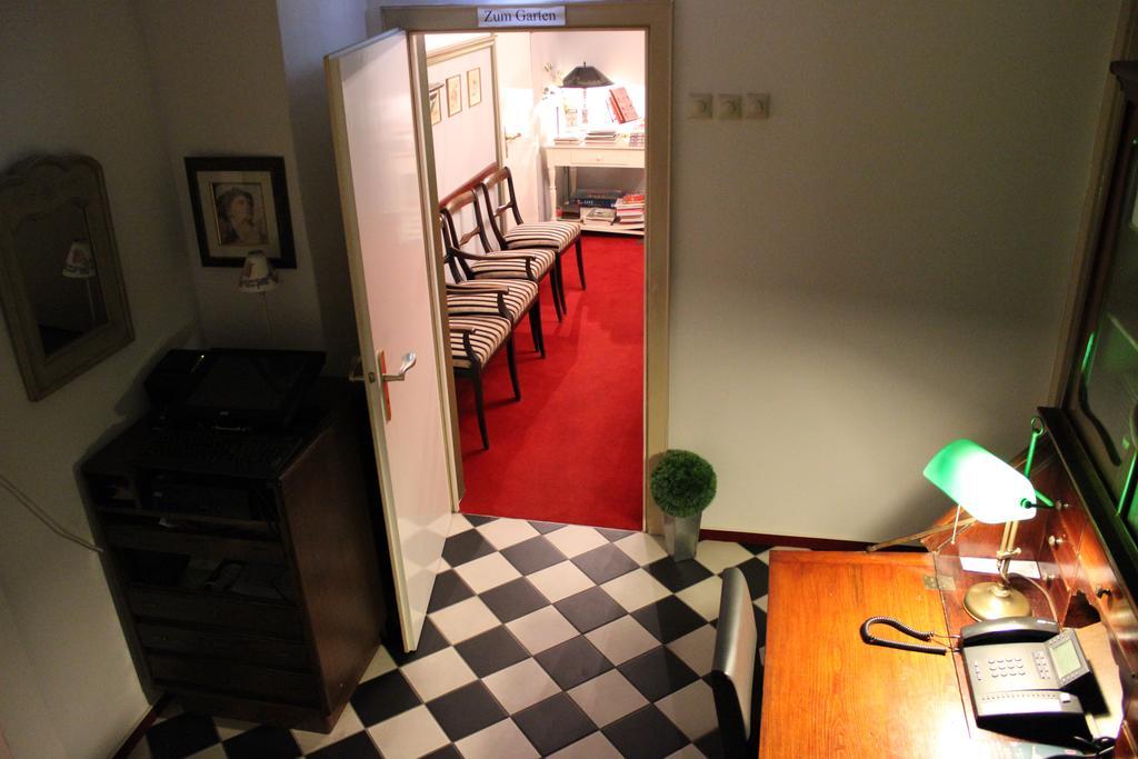Hotel Garni Zur Linde ฮิตซาคเคอร์ ภายนอก รูปภาพ